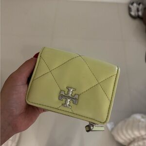 Tory Burch Kira green diamond quilted wallet